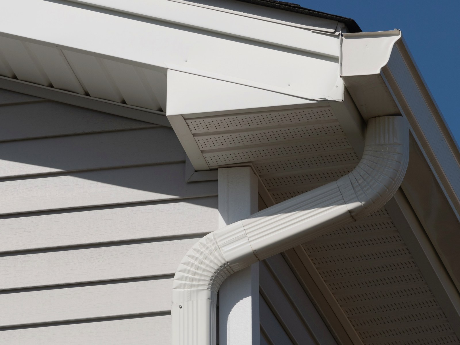 Robs Seamless gutters — gutter work in Wakefield, NH