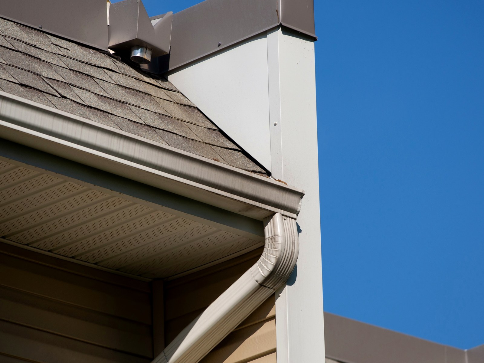 Ochoco Gutter Company LLC — gutter work in Skaneateles, NY