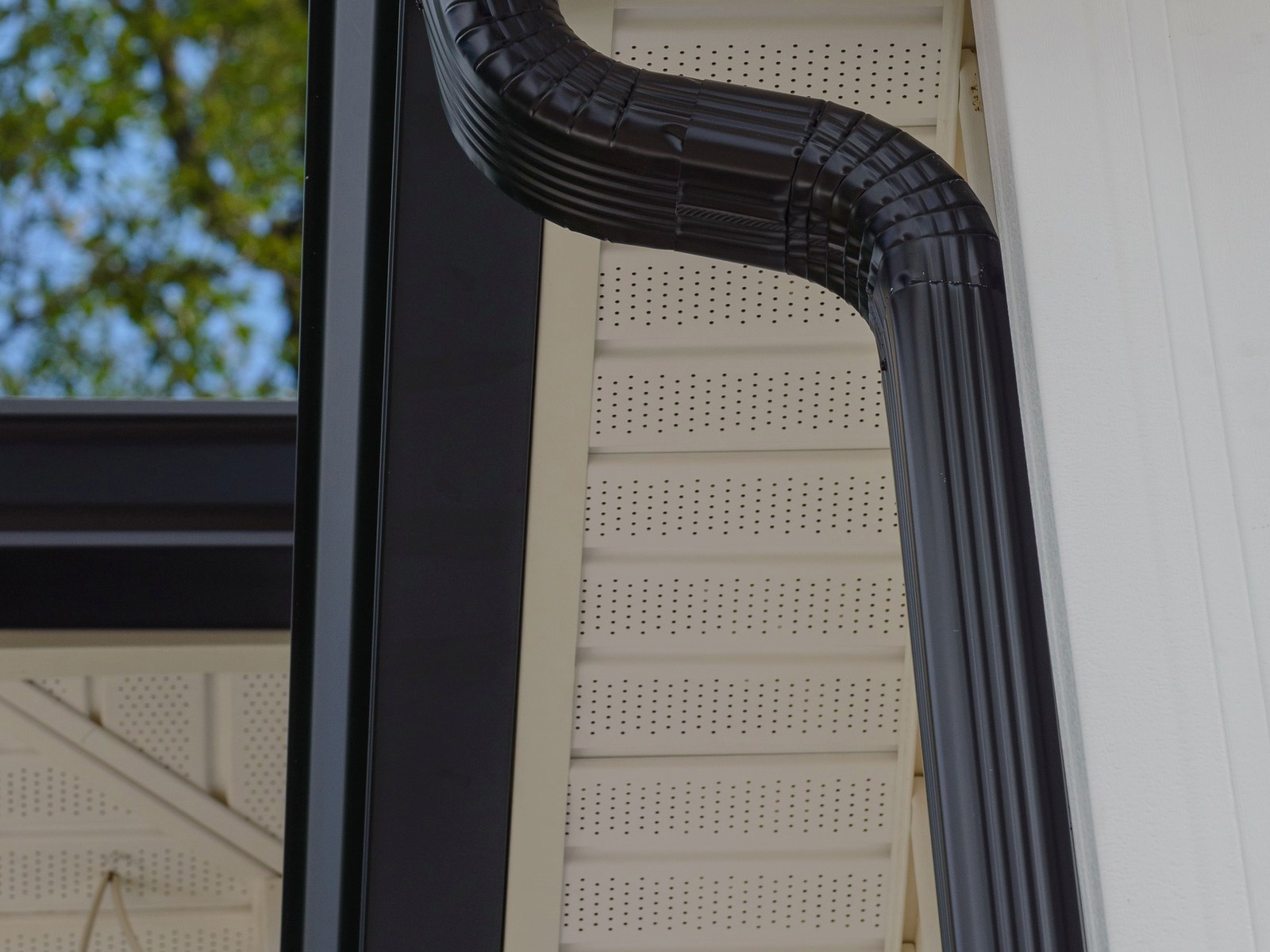 Shane Seamless Gutters — gutter work in Enfield, NH