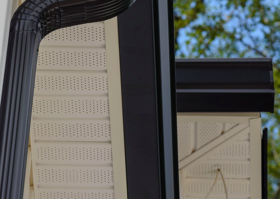 Seamless gutter and downspout work — Lyme, NH