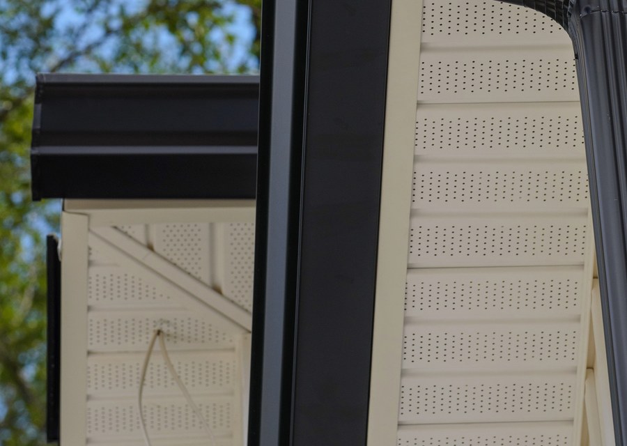 Seamless gutter and downspout work — Agawam, MA