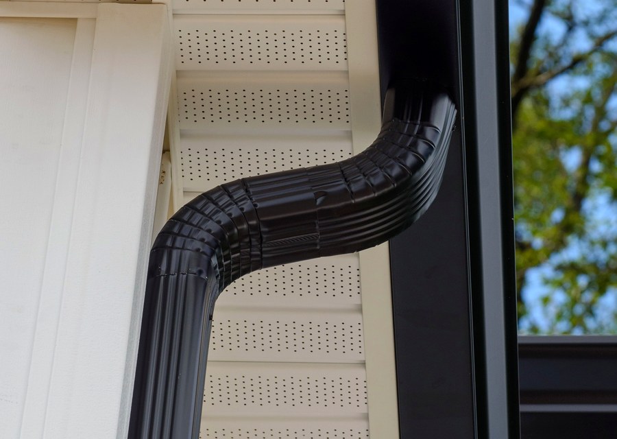 Seamless gutter and downspout work — Moultonborough, NH