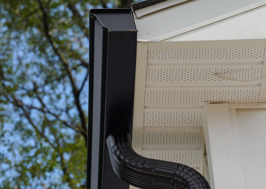 Gutter system detail — Guilford, NY